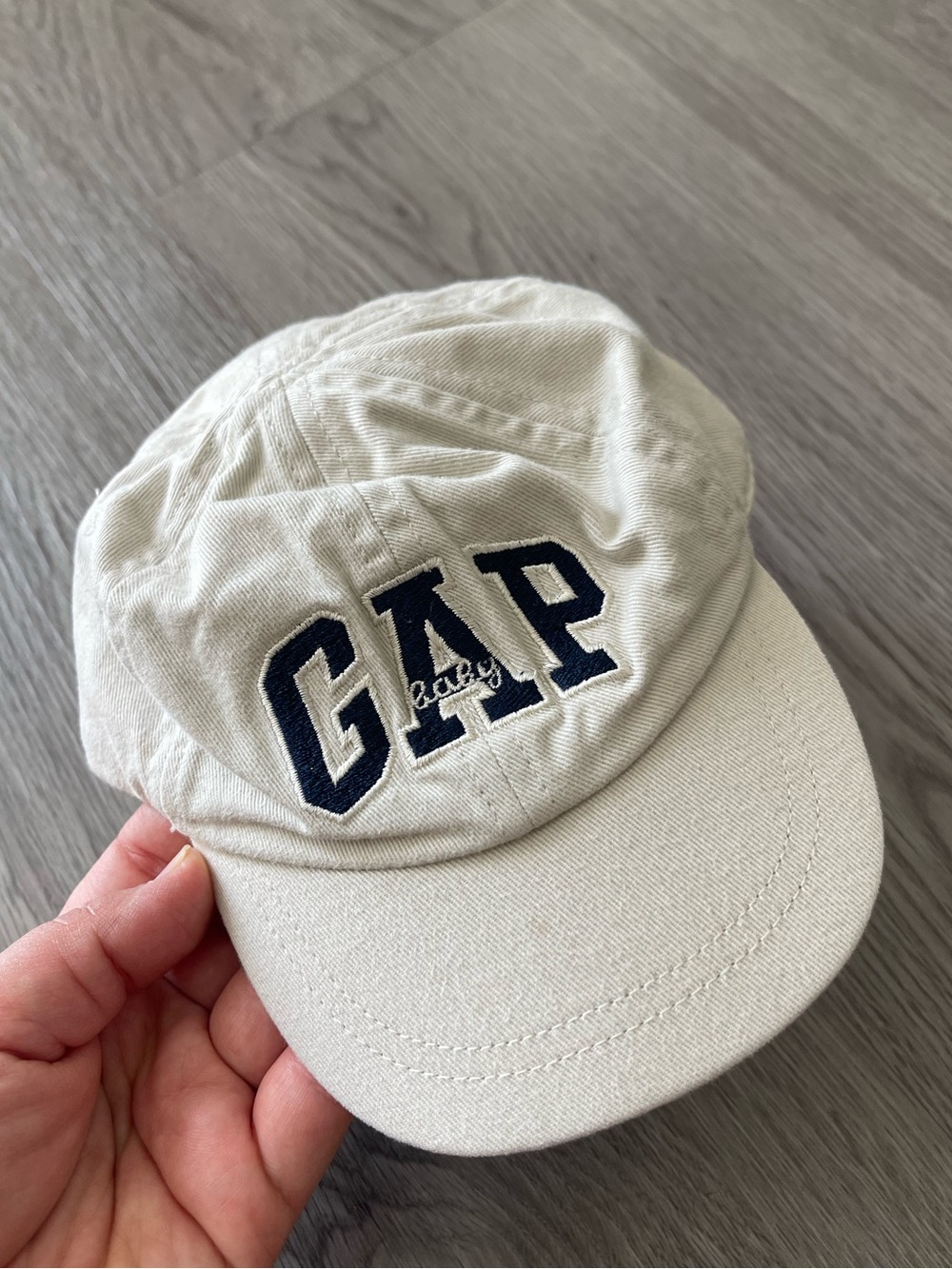 Vintage gap baby hat 2000